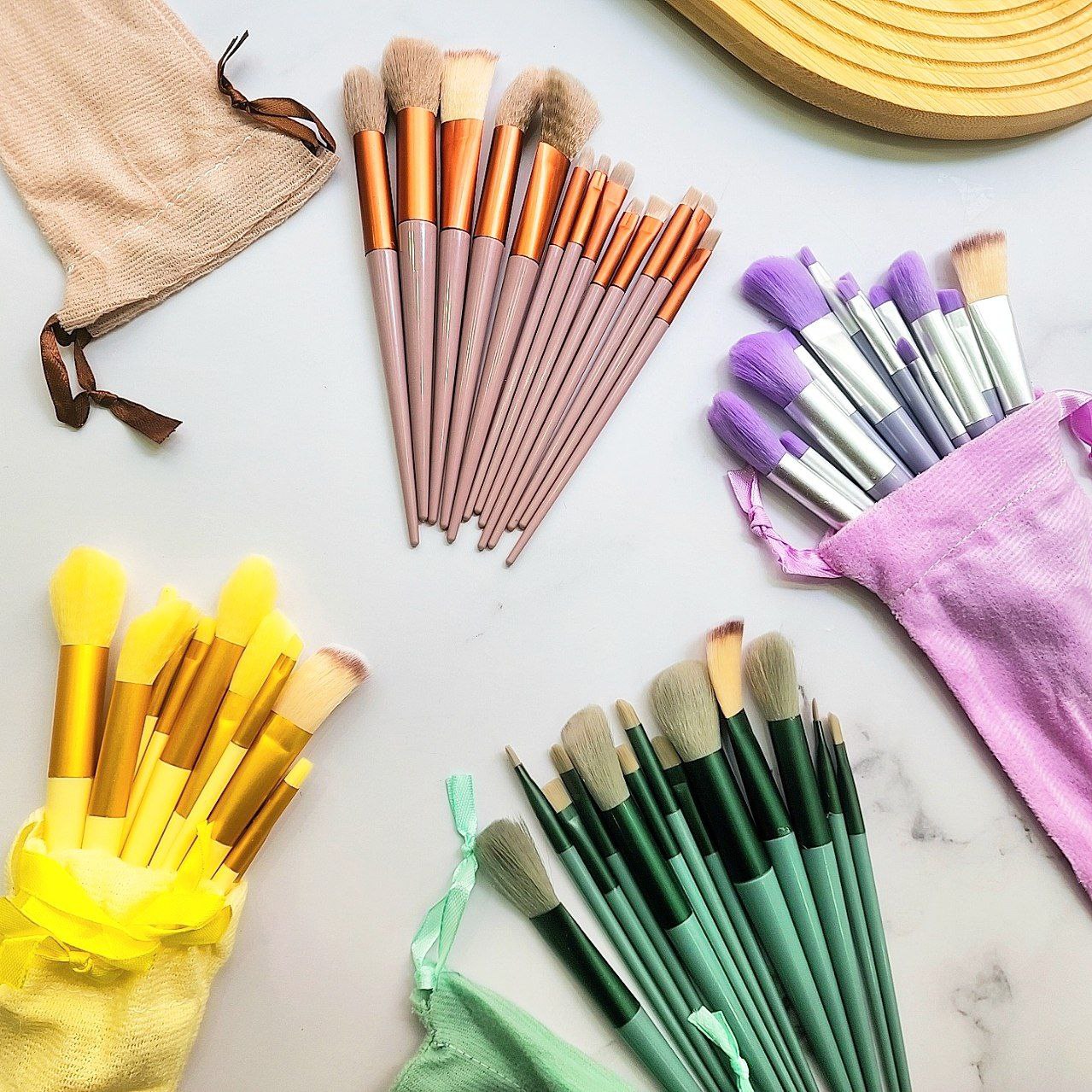 براش ۱۳ تکه کیفی | ست براش آرایشی حرفه‌ای