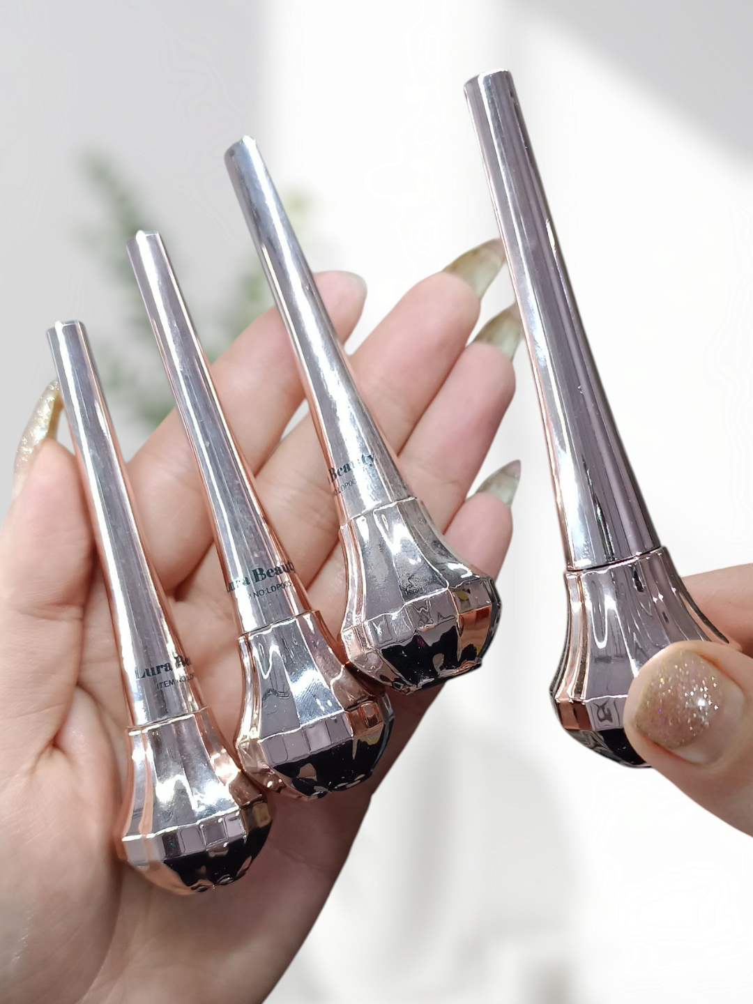 خط چشم ماژیکی شیک – مناسب خط دقیق و تمیز