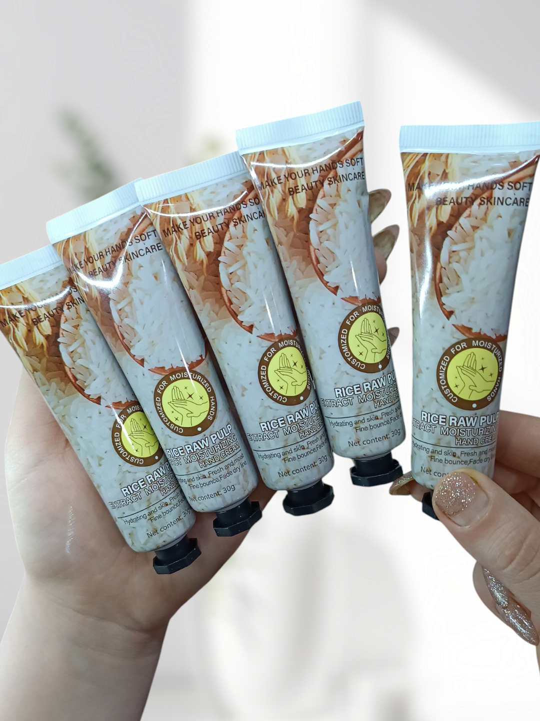 کرم مینی برنج  روشن کننده، آبرسان و نرم کننده پوست