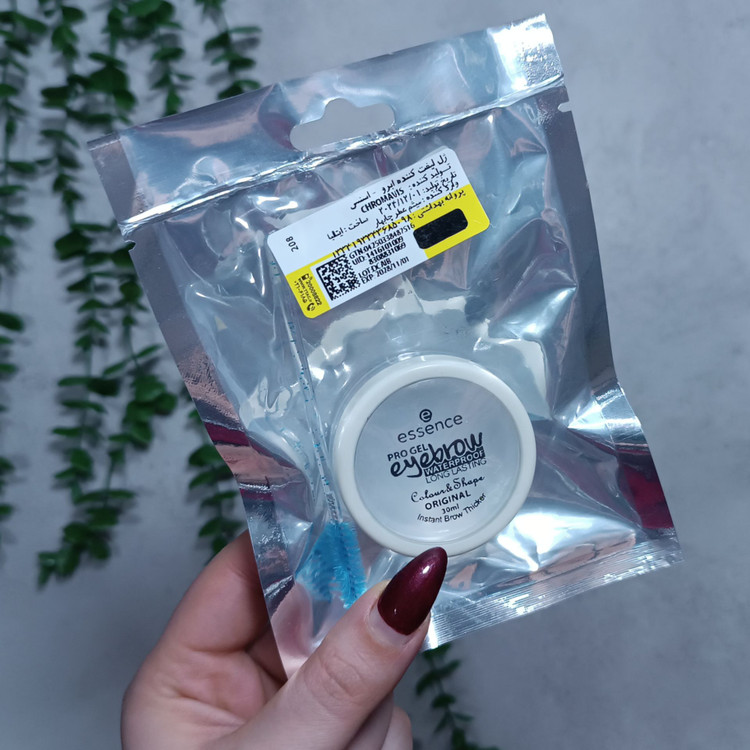 ژل لیفت ابرو اسنس کاسه ای همراه با فرچه (تخفیف ویژه به دلیل ریختن مواد به درون پلاستیکش)