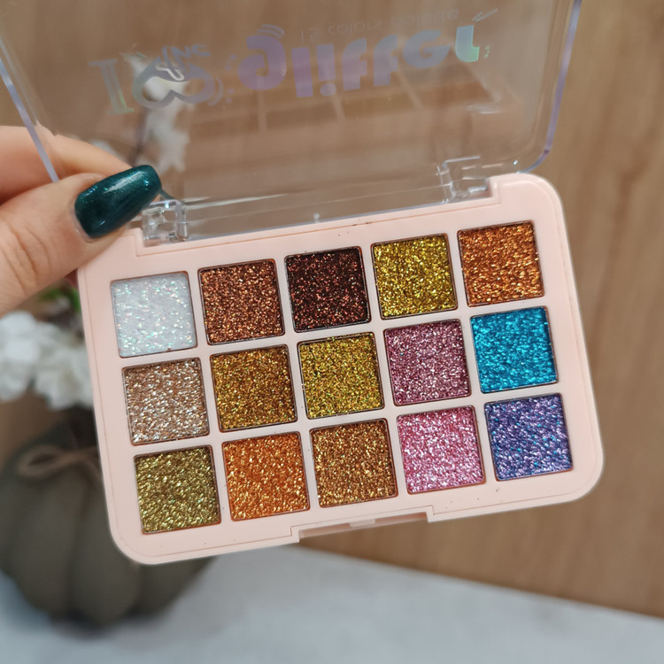 سایه چشم اکلیلی و گلیتری ۱۵ رنگ