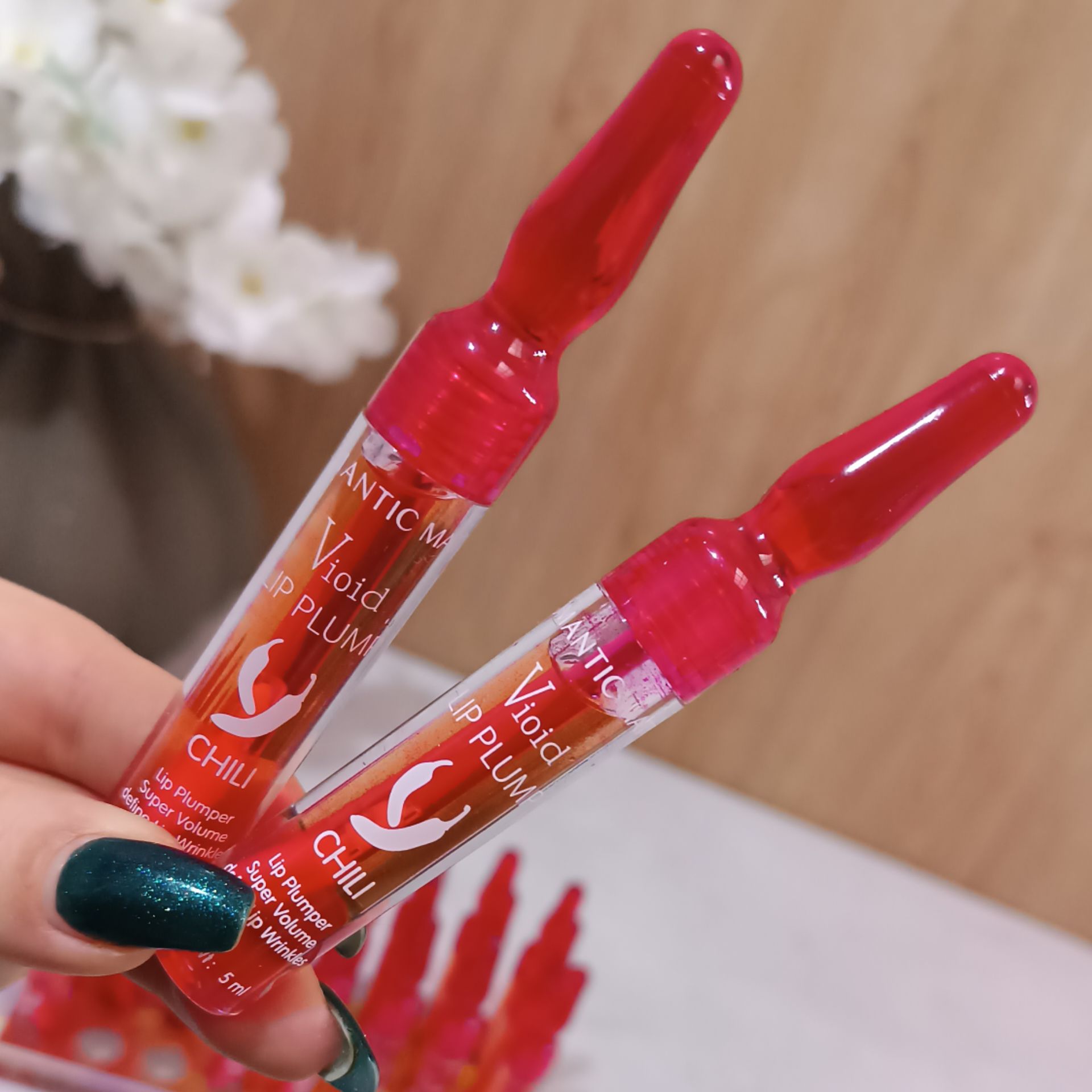 حجم دهنده لب فوری LIP PLUMP