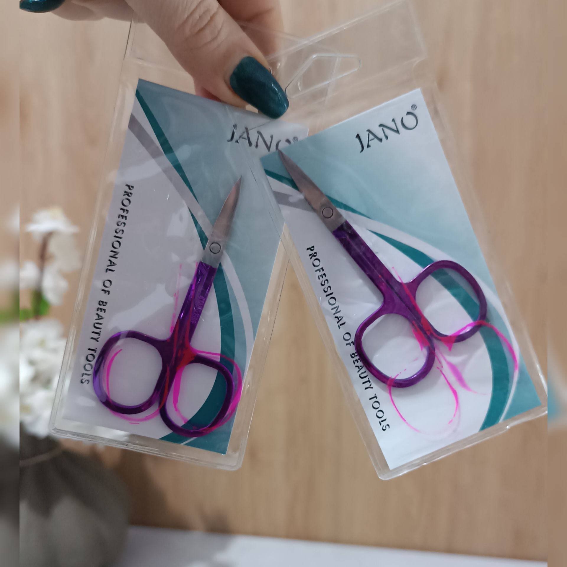 قیچی ابرو برند JANO
