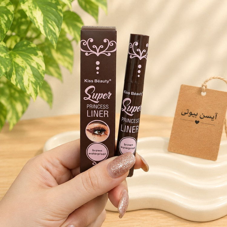 خط چشم قهوه ای ماژیکی کیس بیوتی مناسب آرایش نچرال